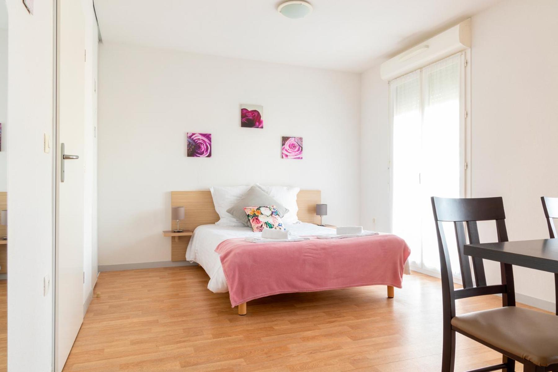 Patio Parc Residence Argenton-lʼ Église Εξωτερικό φωτογραφία